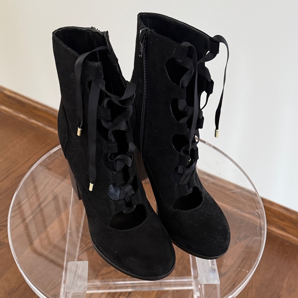 Indigo Rd. Black Lace-Up Suede  Boots with Ribbon Laces
